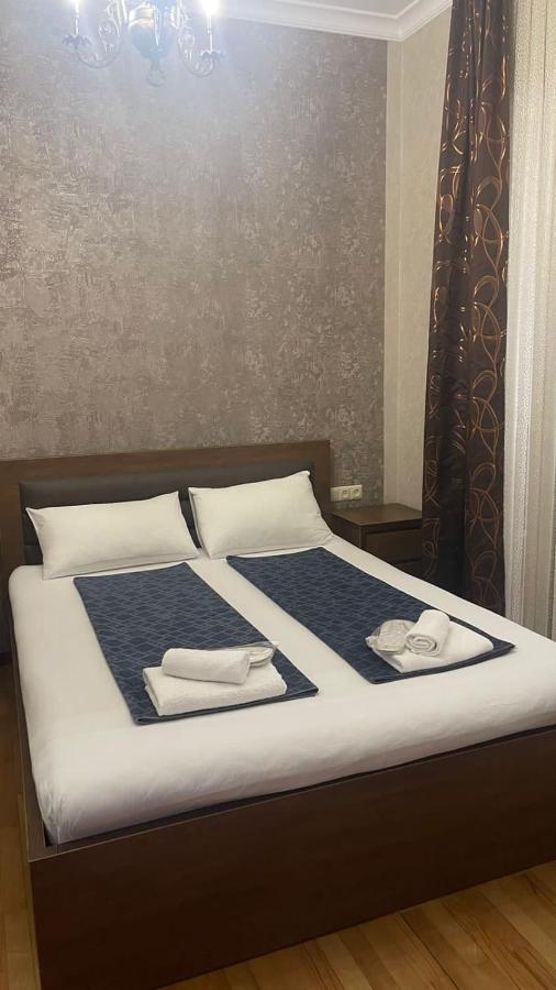 Apartment Anzi Батуми Екстериор снимка