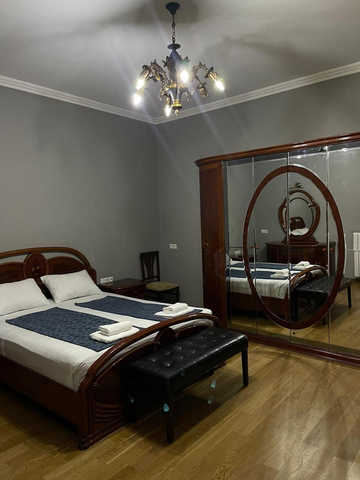 Apartment Anzi Батуми Екстериор снимка