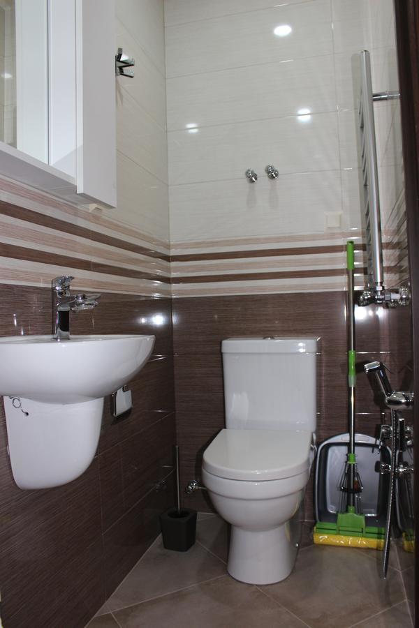 Apartment Anzi Батуми Екстериор снимка