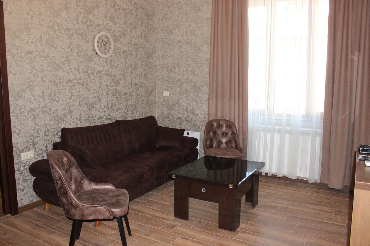 Apartment Anzi Батуми Екстериор снимка