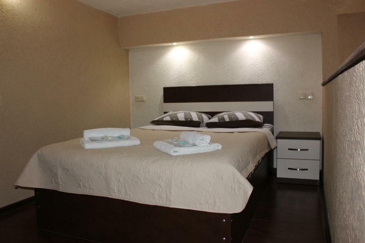 Apartment Anzi Батуми Екстериор снимка