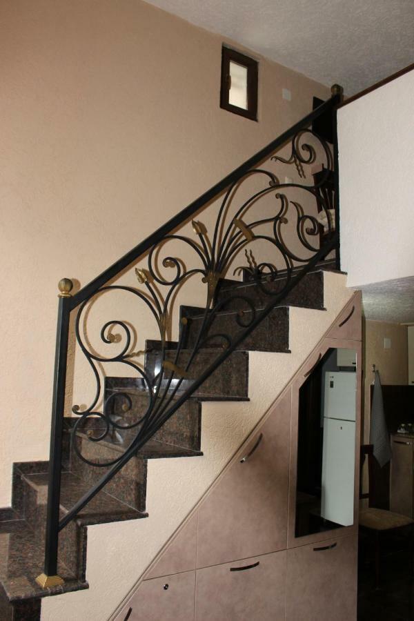 Apartment Anzi Батуми Екстериор снимка
